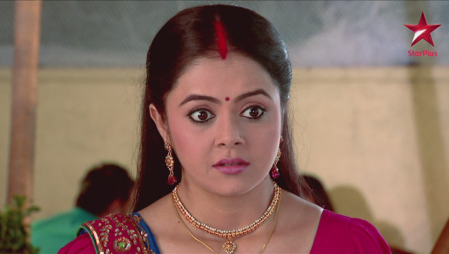 Saath Nibhana Saathiya S E Gopi Overhears Rashi Addressing Radha As