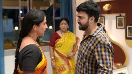 Aai Kuthe Kay Karte S01E28 Arundhati Slaps Abhishek Full Episode