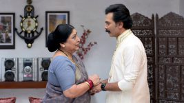 Aai Kuthe Kay Karte S01E781 Kanchan Comforts Anirudh Full Episode