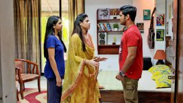 Aai Kuthe Kay Karte S01E784 Yash Comforts Anagha Full Episode