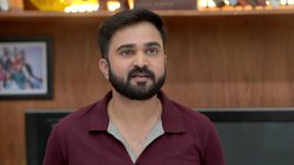 Aai Kuthe Kay Karte S01E812 Abhishek Gets Angry Full Episode