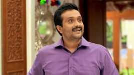 Aai Kuthe Kay Karte S01E95 Kedar Visits the Deshmukhs Full Episode