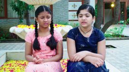 Karthika Deepam S01E1160 Sourya Gives a Suggestion to Hima Full Episode