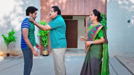 Karthika Deepam S01E1184 Anand Rao Slaps Karthik Full Episode