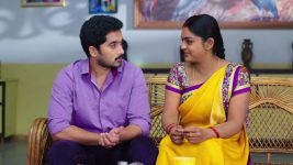 Karthika Deepam S01E1258 Karthik Has Doubts Full Episode