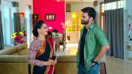 Karthika Deepam S01E1347 Soundarya Is Joyful Full Episode