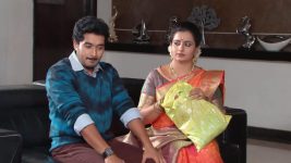 Karthika Deepam S01E152 Karthik Gets Caught Full Episode