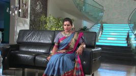 Karthika Deepam S01E165 Soundarya Learns the Truth Full Episode