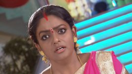 Karthika Deepam S01E186 A Shock Awaits Deepa Full Episode