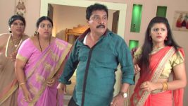 Karthika Deepam S01E193 Muralikrishna Serves a Shocker Full Episode