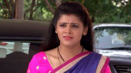 Karthika Deepam S01E197 Heart-wrenching News for Shravya Full Episode