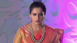 Karthika Deepam S01E218 Soundarya Gets Suspicious Full Episode