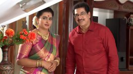 Karthika Deepam S01E321 Soundarya's First Attempt Full Episode