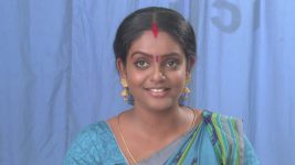 Karthika Deepam S01E324 Deepa Visits Karthik Full Episode