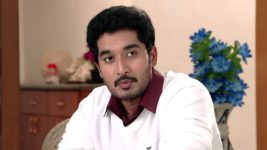 Karthika Deepam S01E409 Karthik Plans to Meet Vantalakka Full Episode