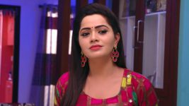 Karthika Deepam S01E558 Mounitha Warns Srilatha Full Episode