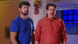 Karthika Deepam S01E624 Anand Rao Stops Soundarya Full Episode