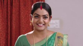 Karthika Deepam S01E870 Deepa Invites Mounitha Full Episode