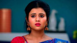 Ninaithale Inikkum S01E180 18th March 2022 Full Episode