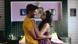 Prema Tujha Rang Kasa S01E03 A Con Couple Full Episode