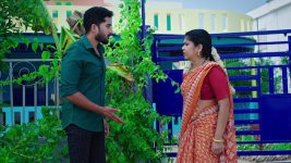 Karthika Deepam S01 E1533 Karthik Demands Answers