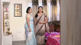 Lakshmi Baramma S01E1305 24th April 2017 Full Episode