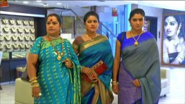 Lakshmi Baramma S01E284 22nd January 2014 Full Episode