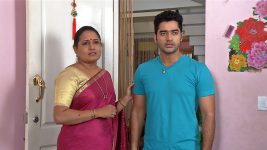 Lakshmi Baramma S01E705 22nd May 2015 Full Episode