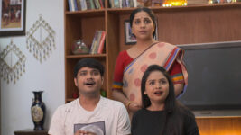 Aai Kuthe Kay Karte S01 E885 Happy Times for Deshmukh's