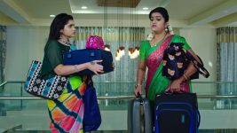 Paape Maa Jeevana Jyothi S01 E524 Indumathi, Yamini's Tiff