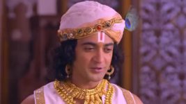 Radha Krishn S04 E425 Shrinivas' Romantic Gesture