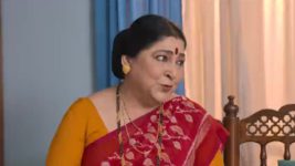 Aai Kuthe Kay Karte S01 E986 Ashutosh Comforts Arundhati