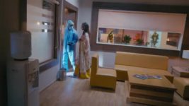 Yeh Hai Chahatein S02 E101 Rudraksh Faces an Issue