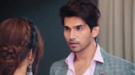 Yeh Hai Chahatein S02 E290 Armaan's Romantic Gesture