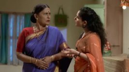 Chotya Bayochi Mothi Swapna S01 E234 Adhgalit Zaaga Aahe