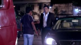 Mon Niye Kachakachi S08 E02 Parama learns about Labanya