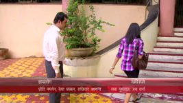 Navya Naye Dhadkan Naye Sawaal S04 E02 Surekha asks Dadi to sell gold