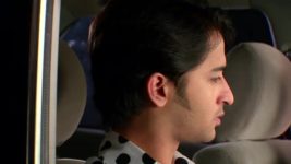 Navya Naye Dhadkan Naye Sawaal S06 E19 Anant is stopped by the cops