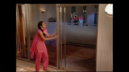 Geet Hui Sabse Parayi S05 E17 Maan and Geet try to meet