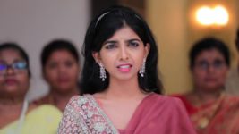 Lakshmi Baramma S02 E166 Vaishnav's surprise entry