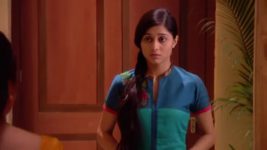 Navya Naye Dhadkan Naye Sawaal S01 E06 Navya reaches home late