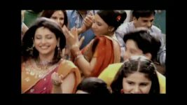 Baa Bahoo Aur Baby S01E306 Praveena Doubts Praveen Full Episode