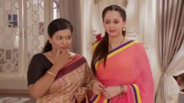 Iss Pyaar Ko Kya Naam Doon Ek Baar Phir S03E01 Sojal steals Astha's passport Full Episode