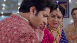 Muskaan S01E229 Gayatri Shocks Ronak Full Episode