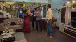 Chotya Bayochi Mothi Swapna S01 E418 A Difficult New Year