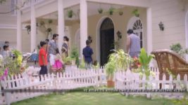 Ek Thi Rani Ek Tha Ravan S01E76 Rivaaj Locks Raghav Full Episode