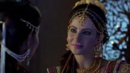 Devon Ke Dev Mahadev (Star Bharat) S01E40 Sati is torn