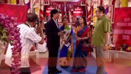 Mon Niye Kachakachi S01E10 Ranveer threatens Labanya Full Episode