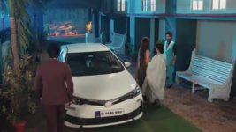 Yeh Hai Chahatein S02 E660 Rudraksh's Narrow Escape