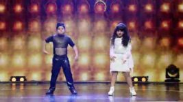 Dance Dance Junior (Star Jalsha) S03 E14 Super 13 Selection